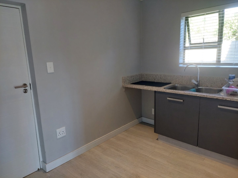 4 Bedroom Property for Sale in Hartenbos Landgoed Western Cape
